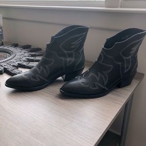 Chinese Laundry Western Booties